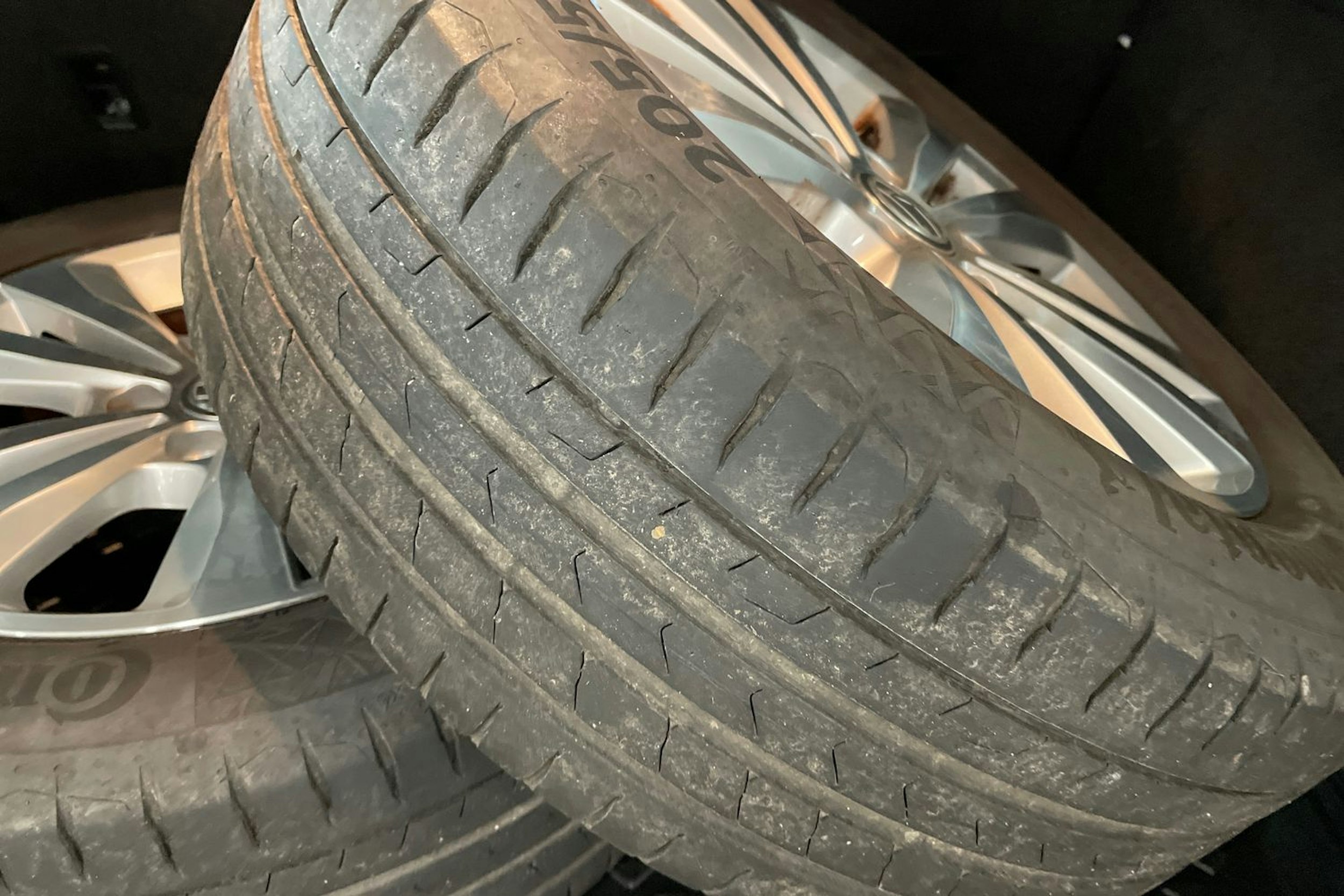 valkoinen Volkswagen Golf 2017 kuva 37.