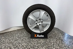 met. sininen Volkswagen Golf 2018 kuva 10.
