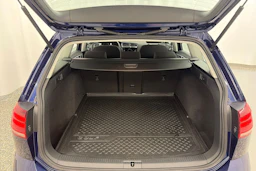 met. sininen Volkswagen Golf 2018 kuva 11.
