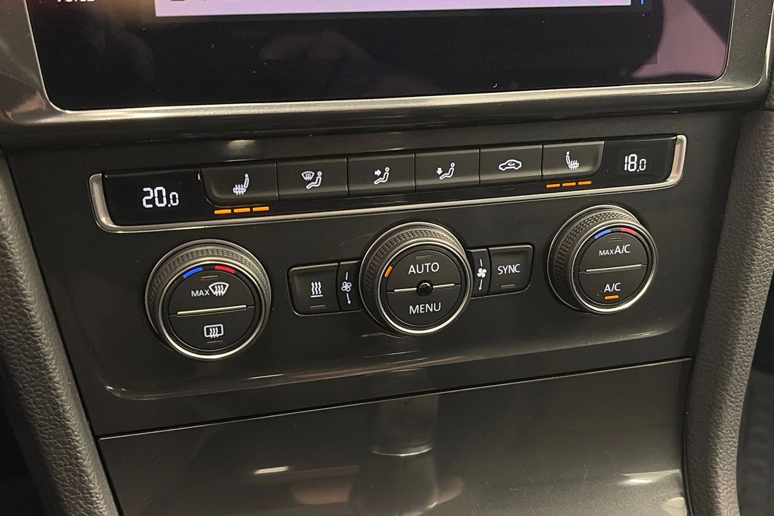 met. sininen Volkswagen Golf 2018 kuva 20.