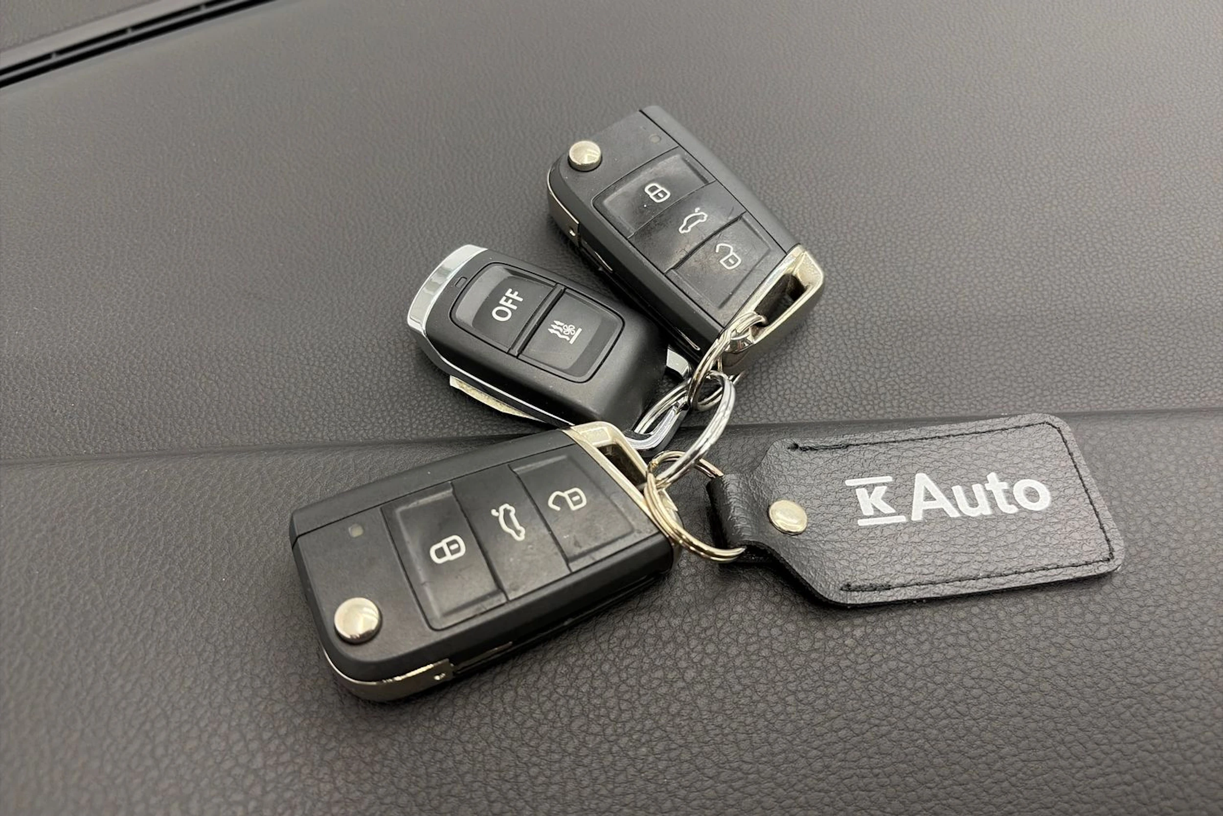 met. sininen Volkswagen Golf 2018 kuva 24.