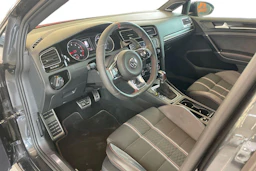 harmaa Volkswagen Golf 2017 kuva 6.