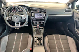 harmaa Volkswagen Golf 2017 kuva 7.