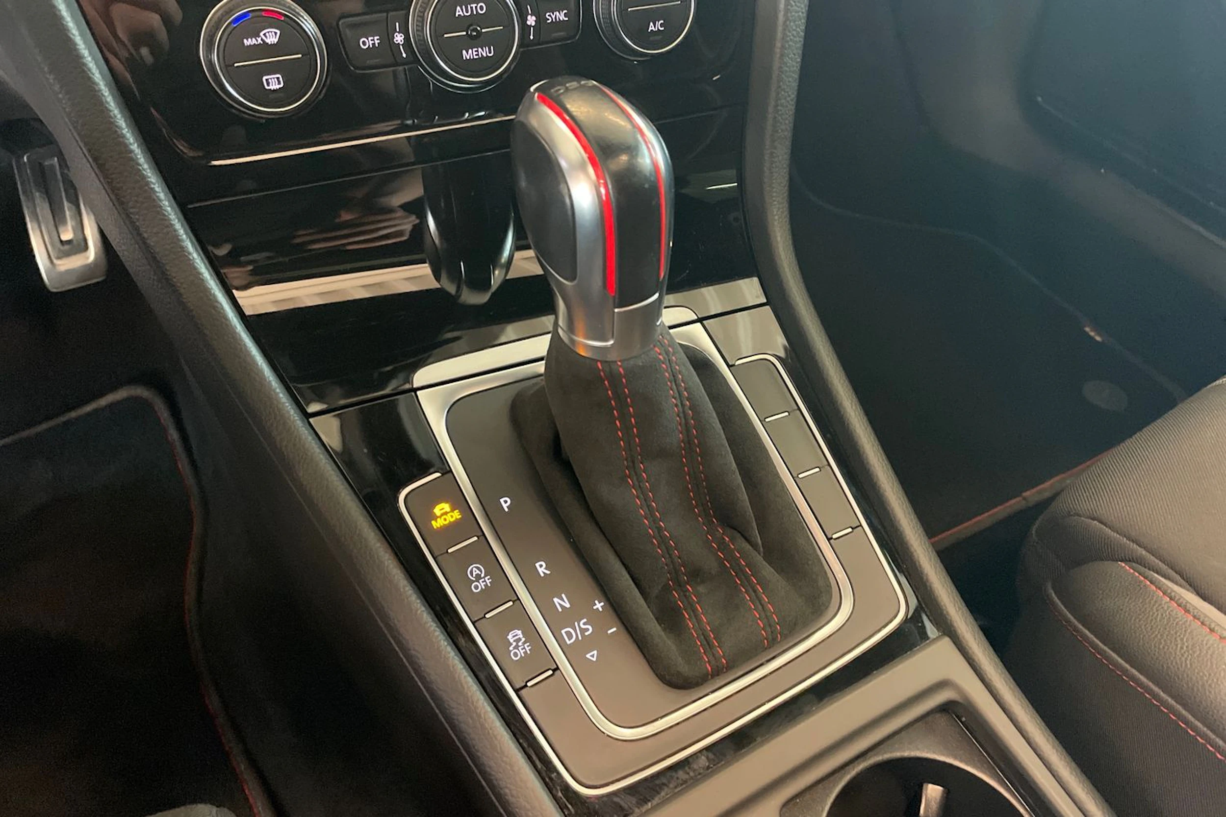 harmaa Volkswagen Golf 2017 kuva 16.
