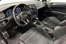 harmaa Volkswagen Golf 2017 kuva 8.