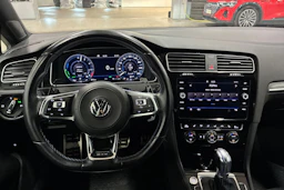 harmaa Volkswagen Golf 2017 kuva 15.