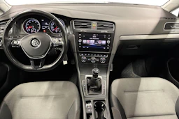 harmaa Volkswagen Golf 2017 kuva 7.