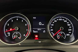 harmaa Volkswagen Golf 2017 kuva 12.