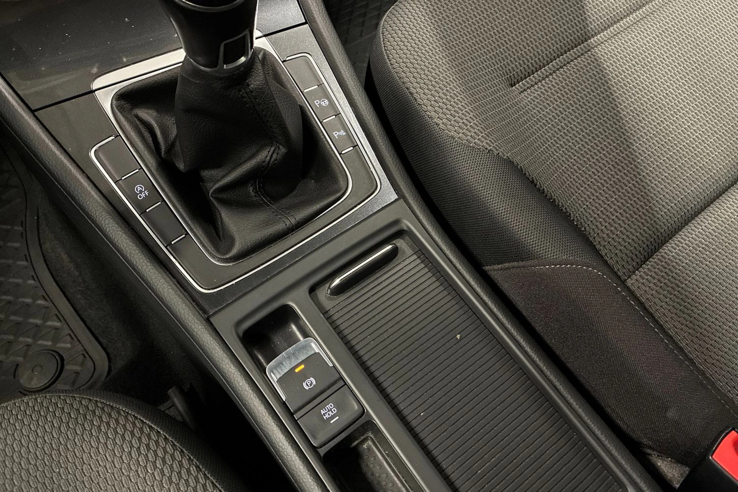 harmaa Volkswagen Golf 2017 kuva 17.