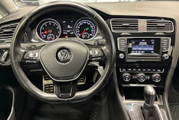 harmaa Volkswagen Golf 2017 kuva 11.