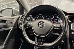 harmaa Volkswagen Golf 2017 kuva 12.