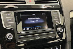 harmaa Volkswagen Golf 2017 kuva 21.