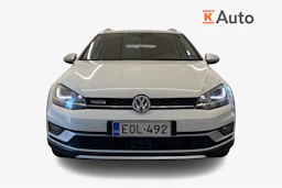 Valkoinen Volkswagen GOLF 2017 kuva 4.