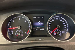 Valkoinen Volkswagen GOLF 2017 kuva 11.