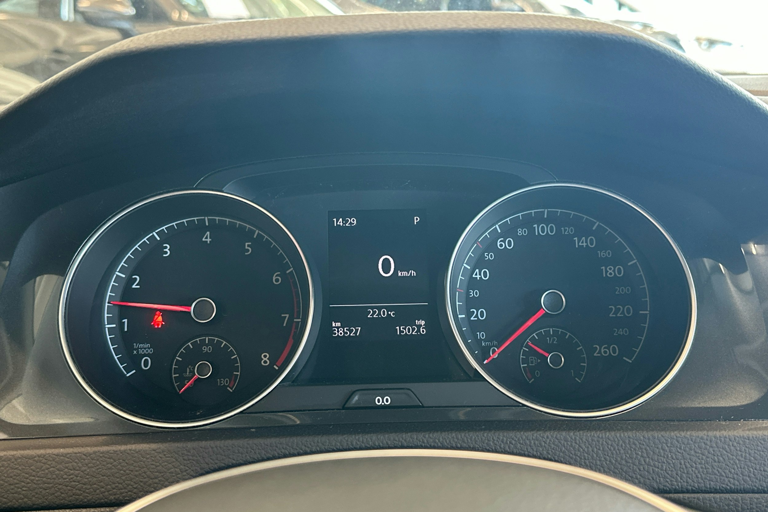 harmaa Volkswagen Golf 2017 kuva 19.