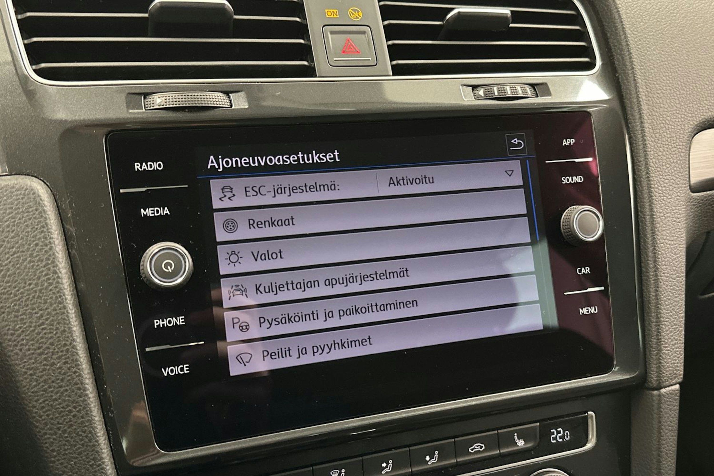 harmaa Volkswagen Golf 2017 kuva 17.