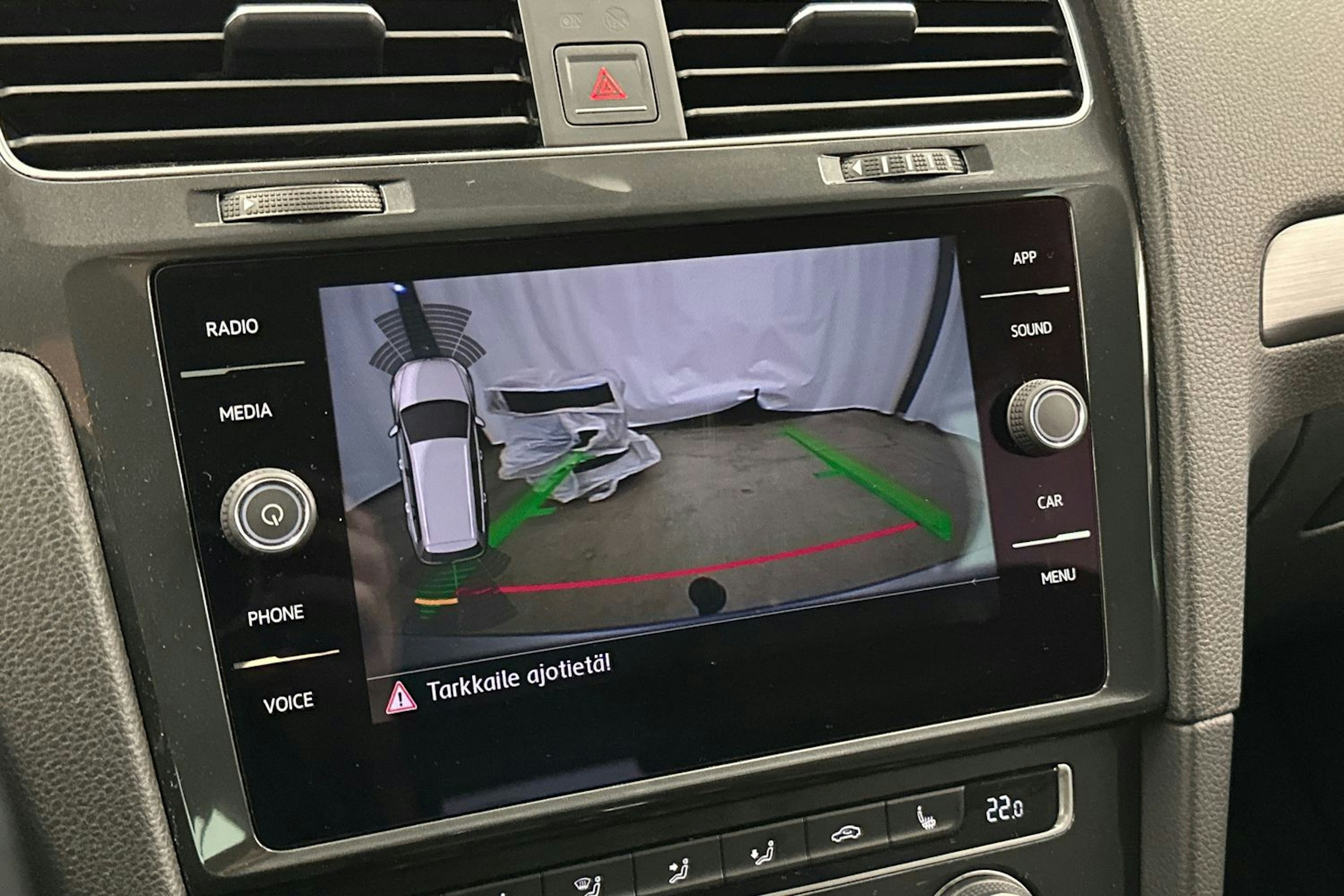 harmaa Volkswagen Golf 2017 kuva 22.