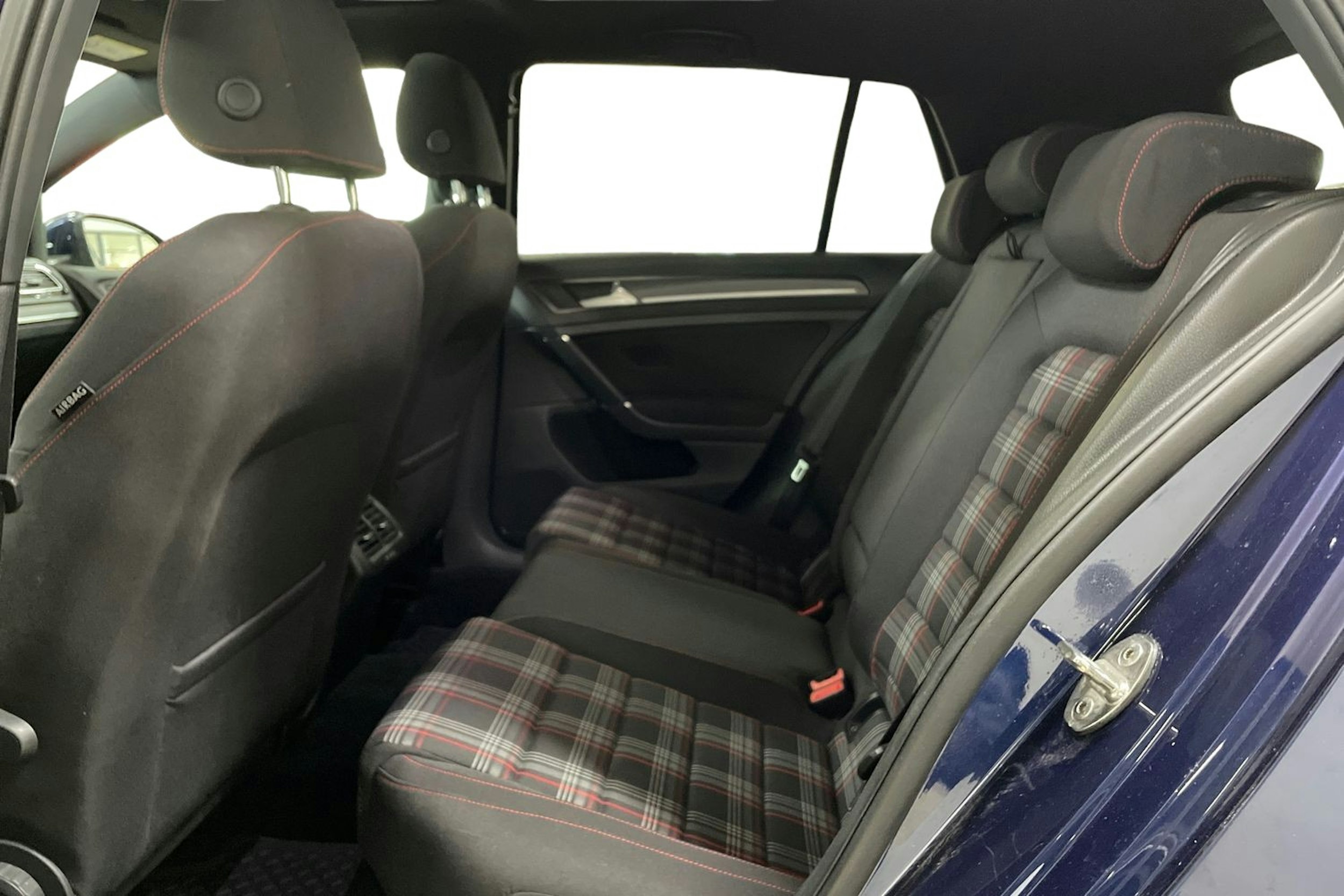 Sininen Volkswagen GOLF 2017 kuva 10.