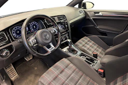 musta Volkswagen Golf 2017 kuva 3.