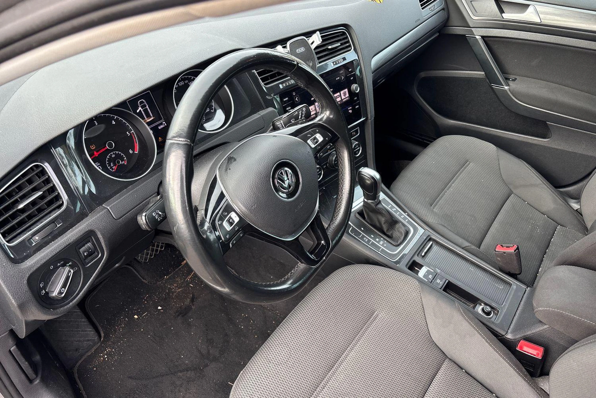 Harmaa Volkswagen GOLF 2017 kuva 3.