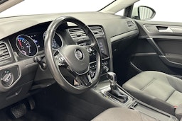 valkoinen Volkswagen Golf 2017 kuva 7.