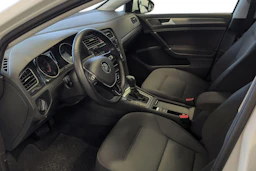 valkoinen Volkswagen Golf 2017 kuva 6.