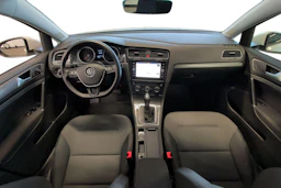 valkoinen Volkswagen Golf 2017 kuva 7.