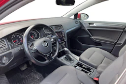 punainen Volkswagen Golf 2017 kuva 3.