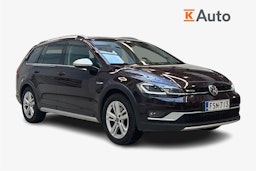 punainen Volkswagen Golf 2017 kuva 1.