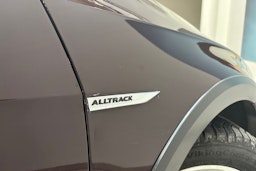 punainen Volkswagen Golf 2017 kuva 13.