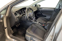 harmaa Volkswagen Golf 2017 kuva 7.