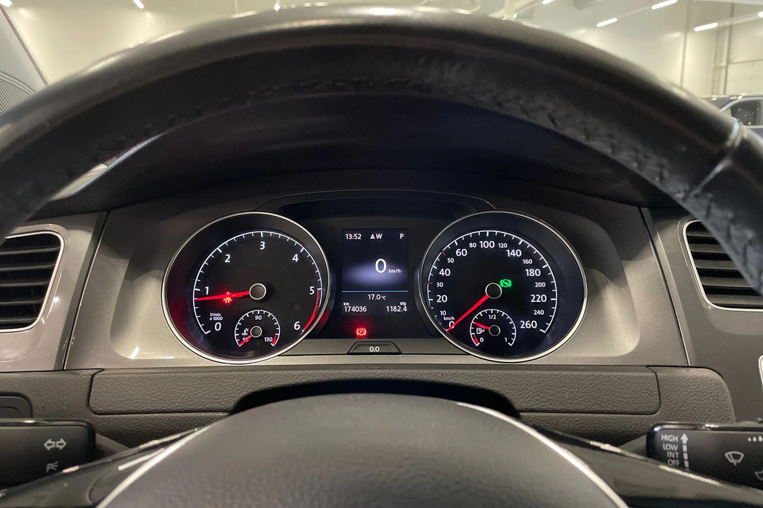 harmaa Volkswagen Golf 2017 kuva 15.