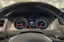 harmaa Volkswagen Golf 2017 kuva 15.
