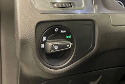 harmaa Volkswagen Golf 2017 kuva 24.