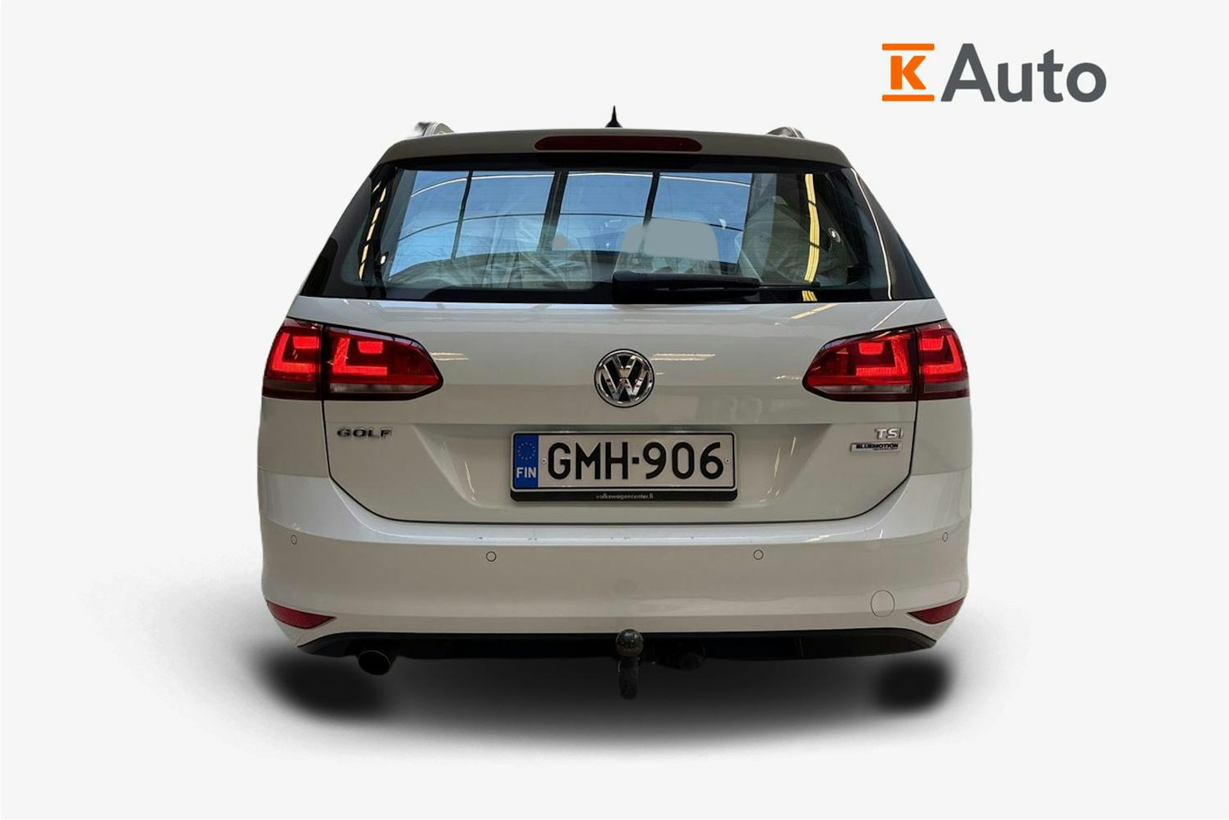 valkoinen Volkswagen Golf 2017 kuva 3.