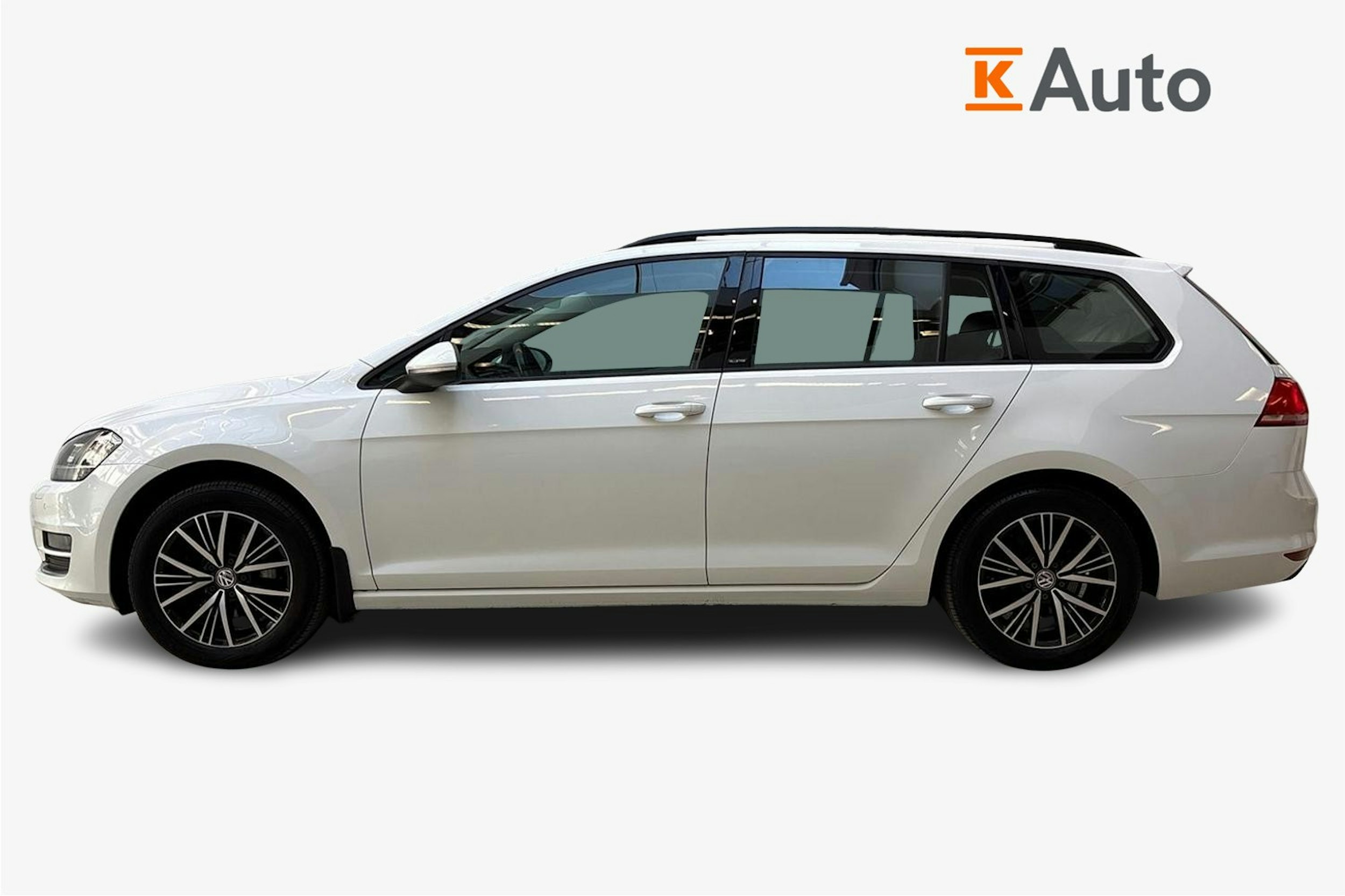 valkoinen Volkswagen Golf 2017 kuva 6.