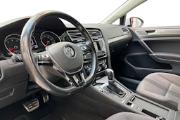 valkoinen Volkswagen Golf 2017 kuva 7.