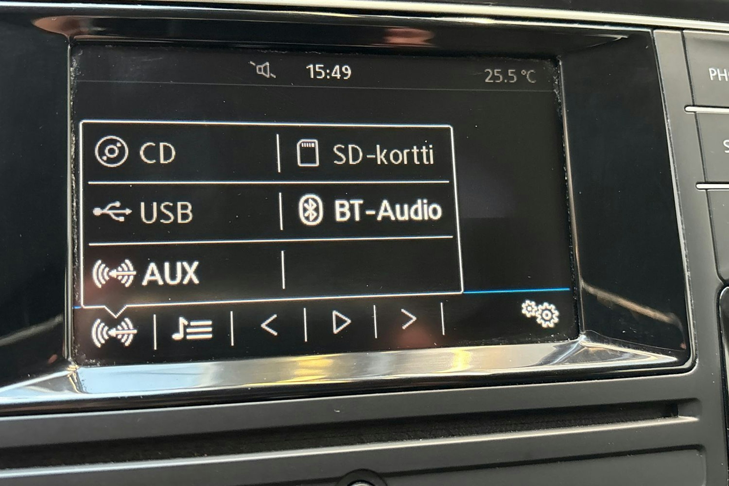 valkoinen Volkswagen Golf 2017 kuva 25.