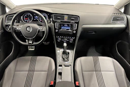 harmaa Volkswagen Golf 2017 kuva 7.