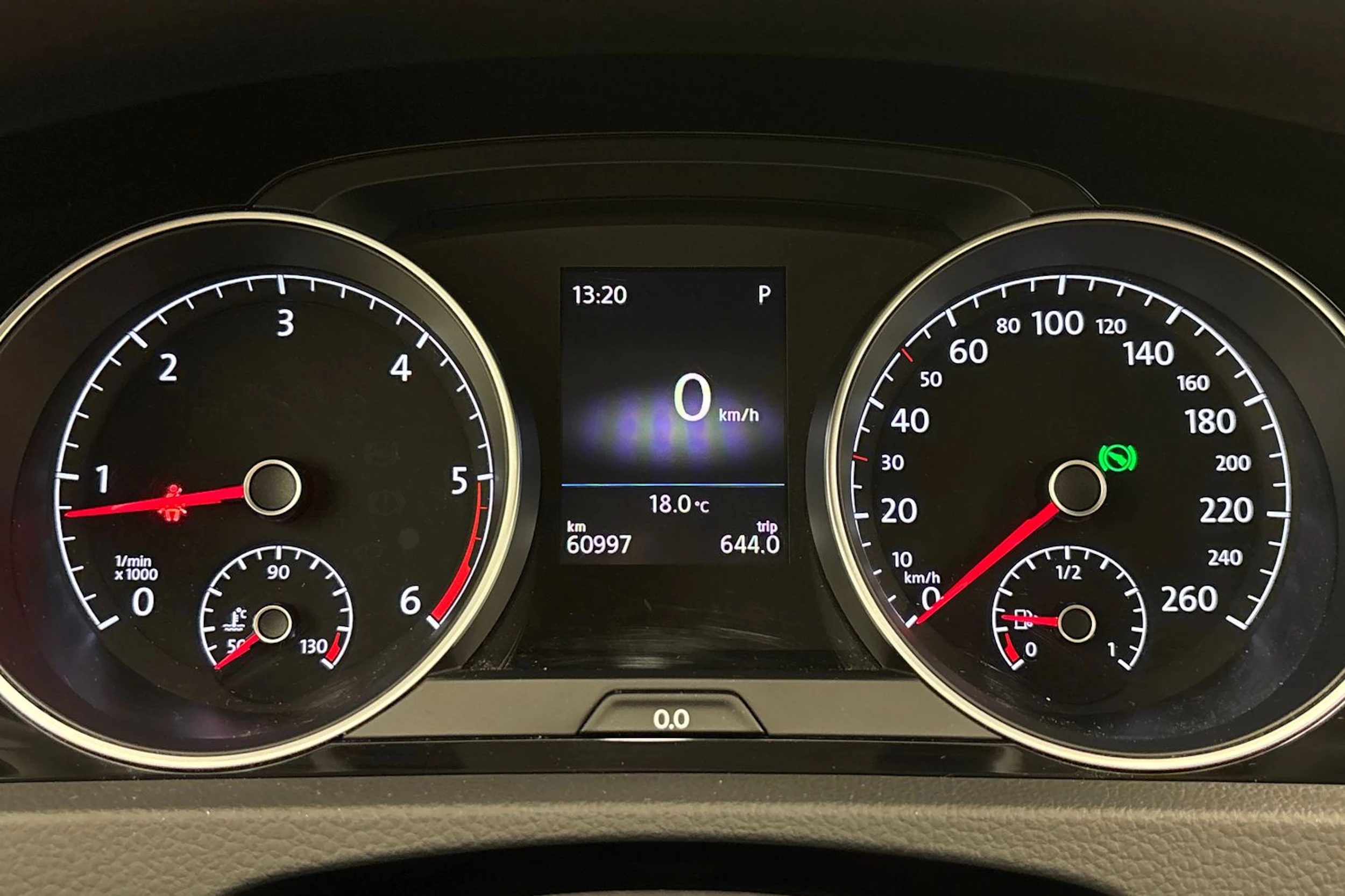 harmaa Volkswagen Golf 2017 kuva 15.