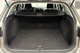 harmaa Volkswagen Golf 2017 kuva 19.