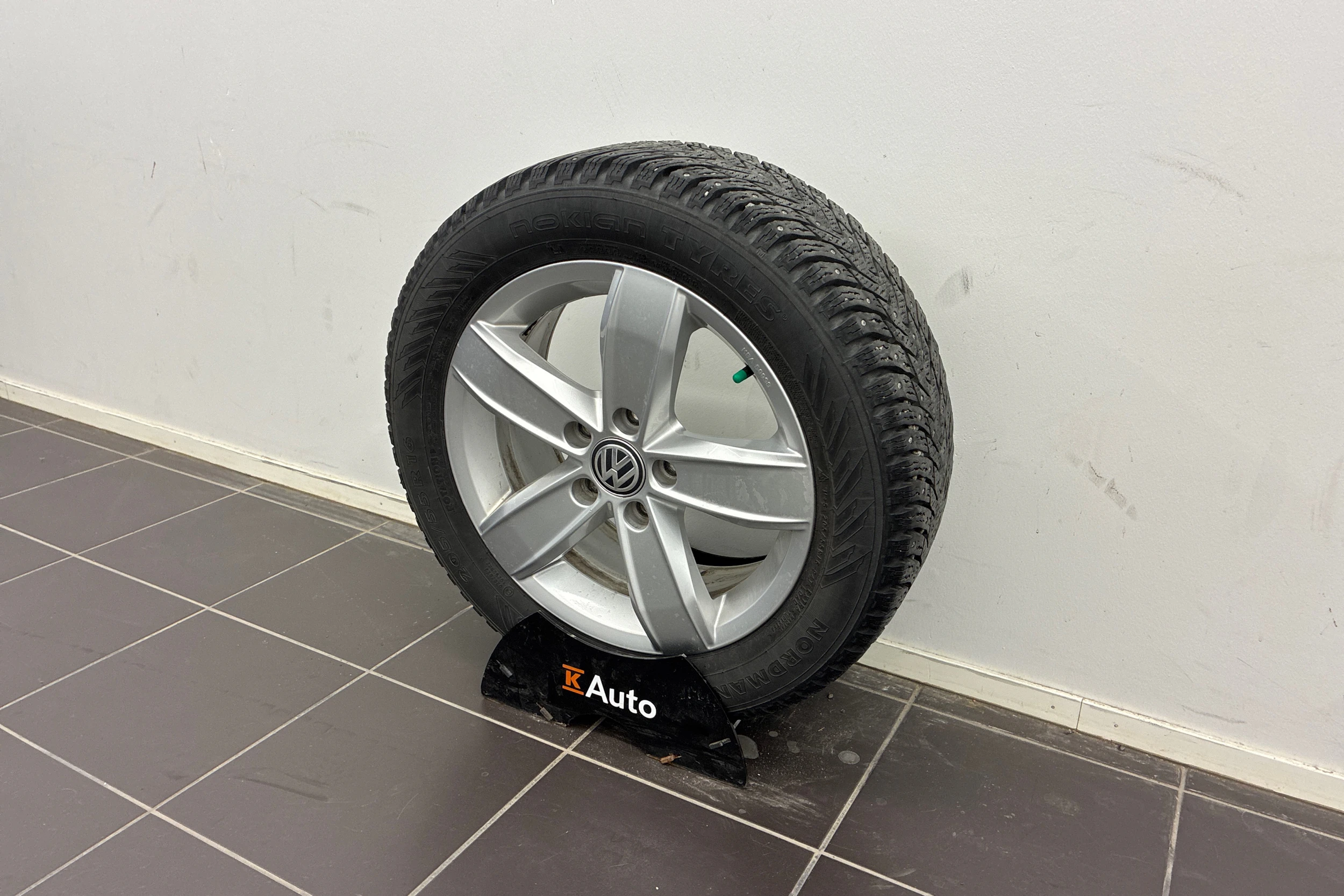 met. harmaa Volkswagen Golf 2017 kuva 13.