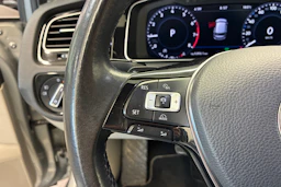 met. harmaa Volkswagen Golf 2017 kuva 17.