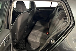 harmaa Volkswagen Golf 2017 kuva 10.