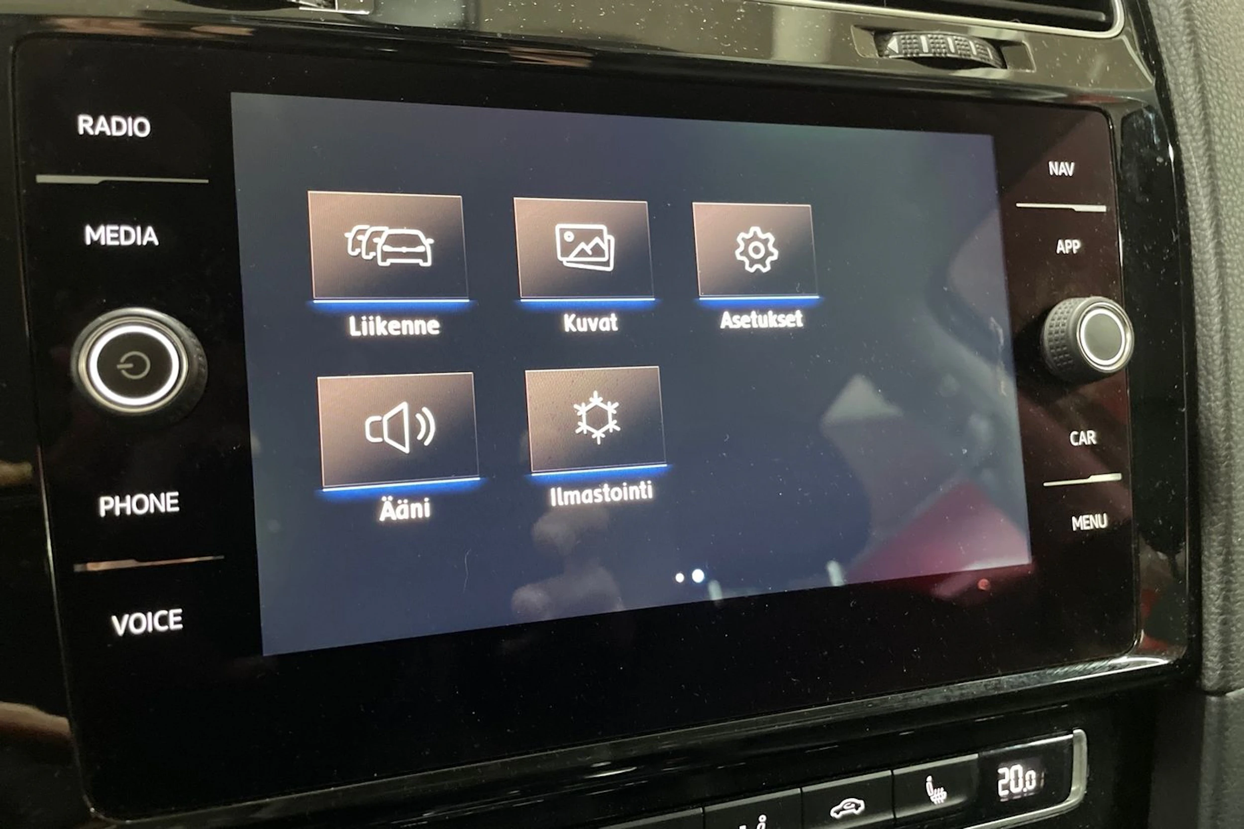 harmaa Volkswagen Golf 2018 kuva 15.