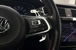 musta Volkswagen Golf 2017 kuva 15.