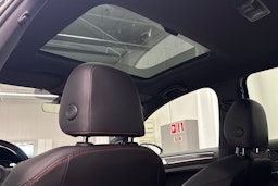 musta Volkswagen Golf 2017 kuva 33.