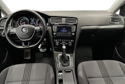 harmaa Volkswagen Golf 2017 kuva 9.