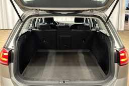 harmaa Volkswagen Golf 2017 kuva 14.