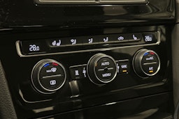 harmaa Volkswagen Golf 2017 kuva 21.